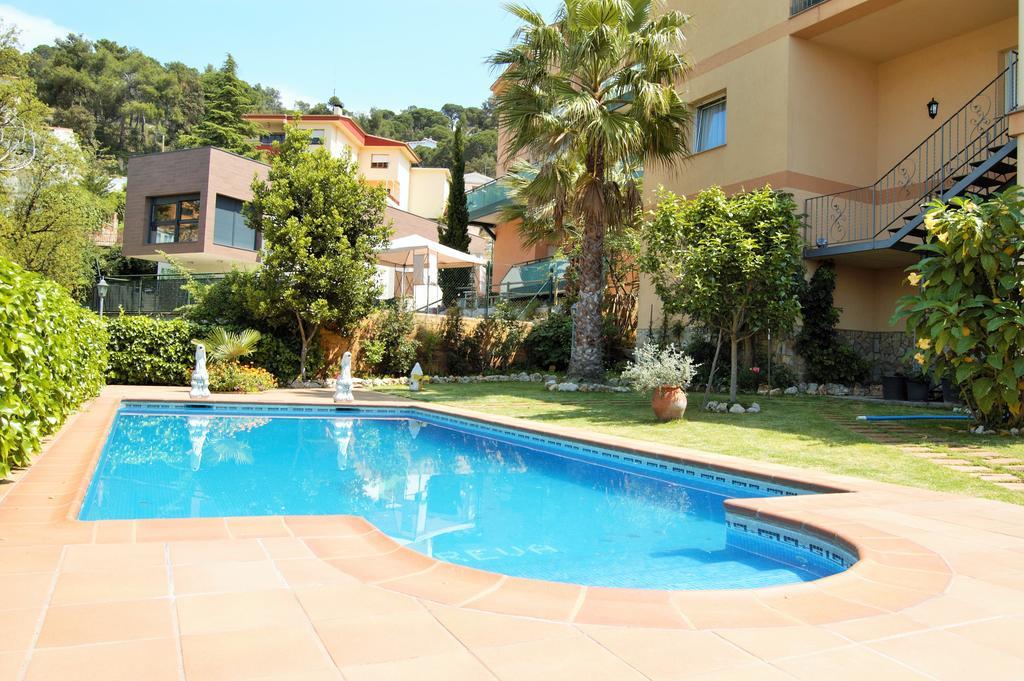 2Pau - Lloret De Mar Villa Exteriör bild